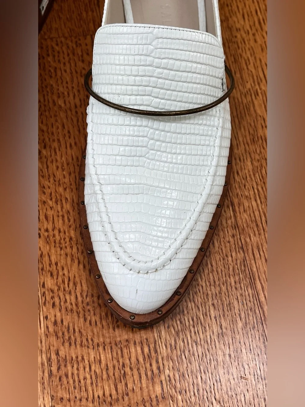 Freda Salvador White reptile-embossed loafers, 6 - Picture 3 of 12